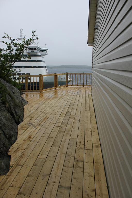Starboard Side Guest House Channel-Port aux Basques Exteriér fotografie