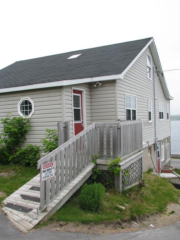 Starboard Side Guest House Channel-Port aux Basques Exteriér fotografie